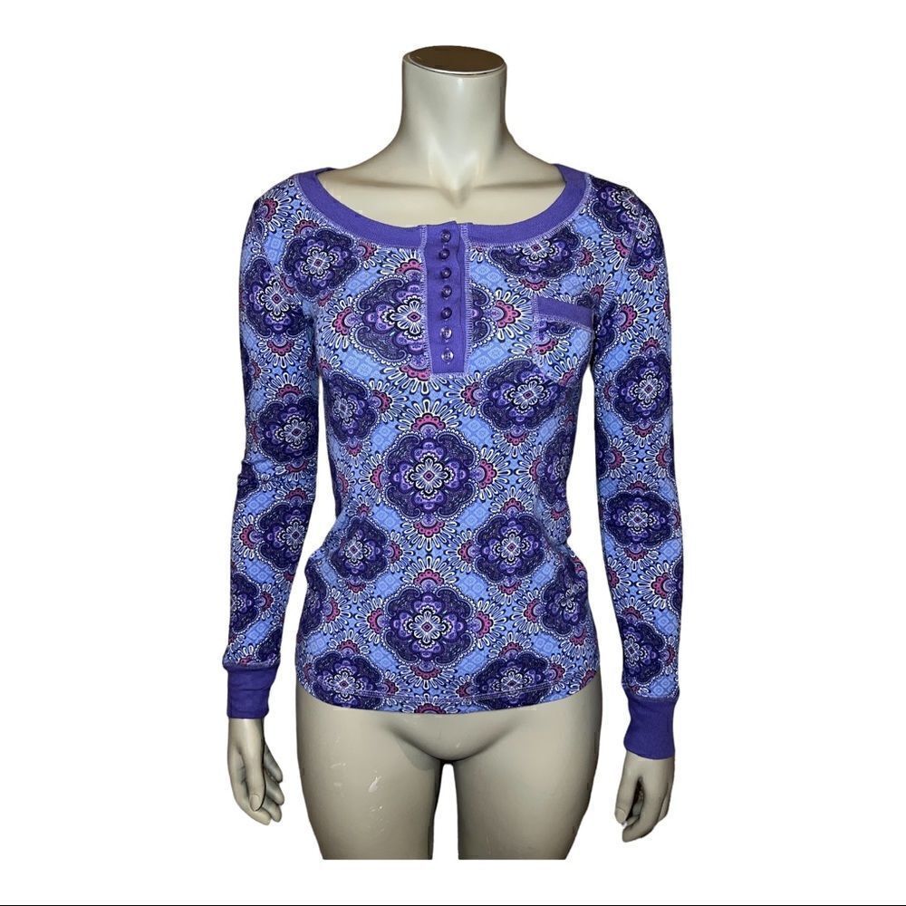 Vera Bradley Lilac Tapestry Pajama Lounge Shirt V-Neck XS EUC